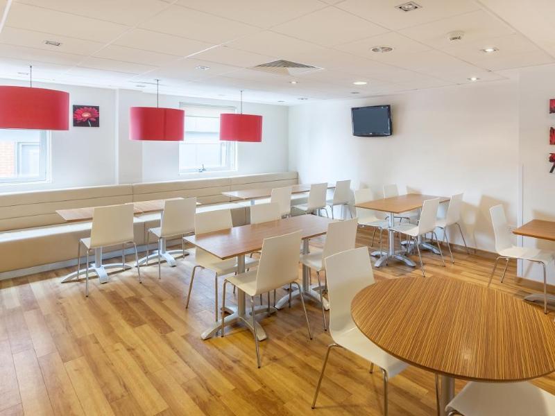Travelodge Maidenhead Central Dış mekan fotoğraf